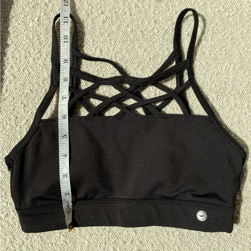 Final: Hollister black strappy sports bra XS